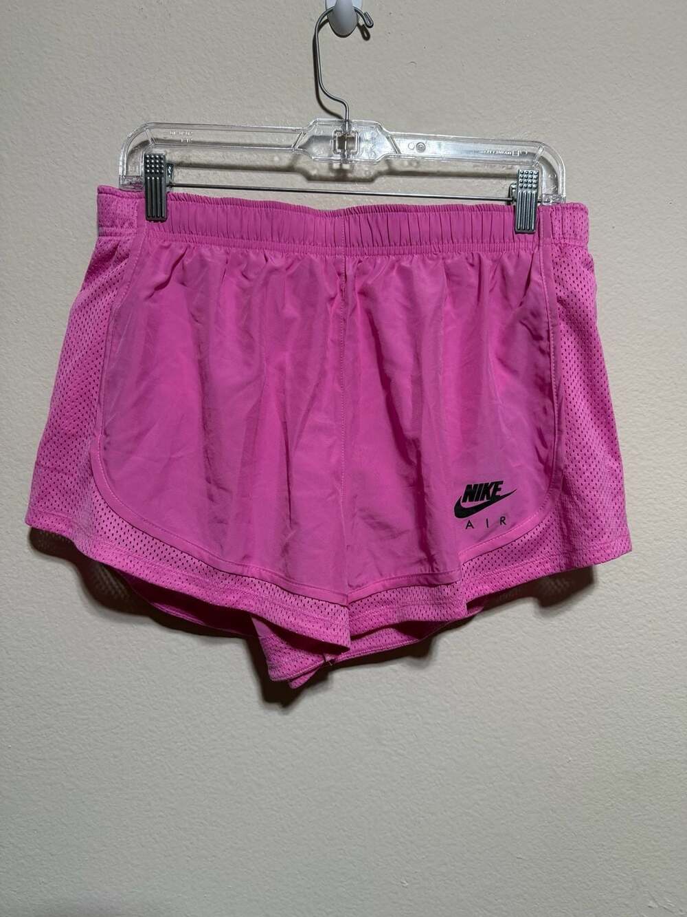 Nike Air Tempo Women's Dri-FIT Running Shorts, Pink, Size Large